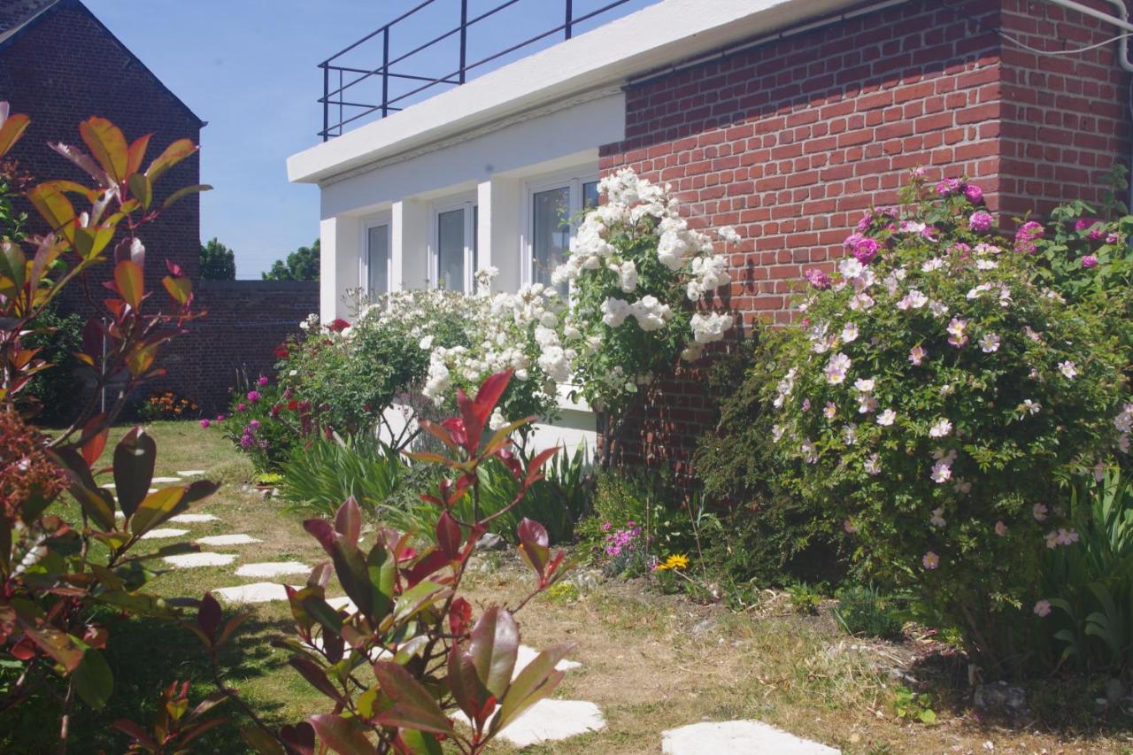 Studio Rez-De-Jardin Dieppe Exterior photo