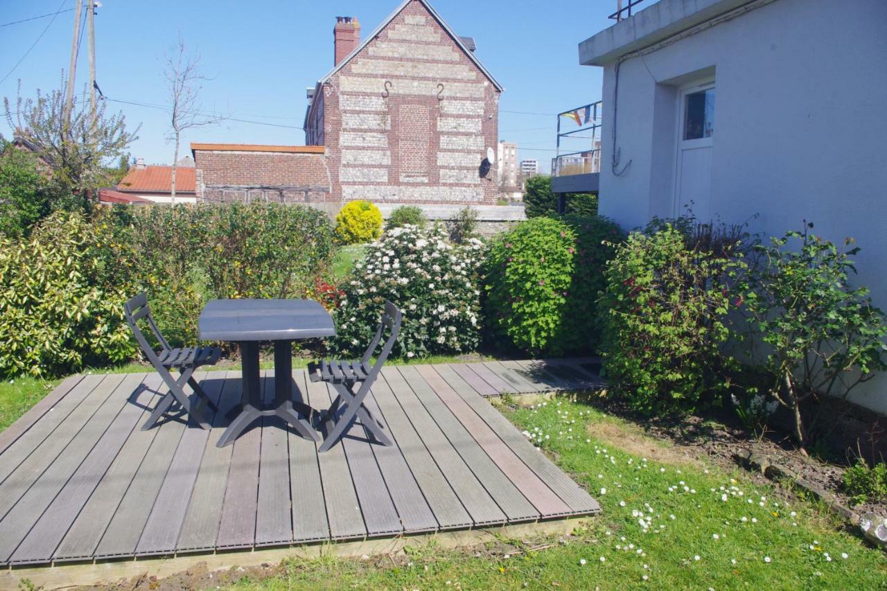 Studio Rez-De-Jardin Dieppe Exterior photo
